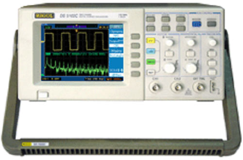 Front-view of DS5000C series Digital Oscilloscope